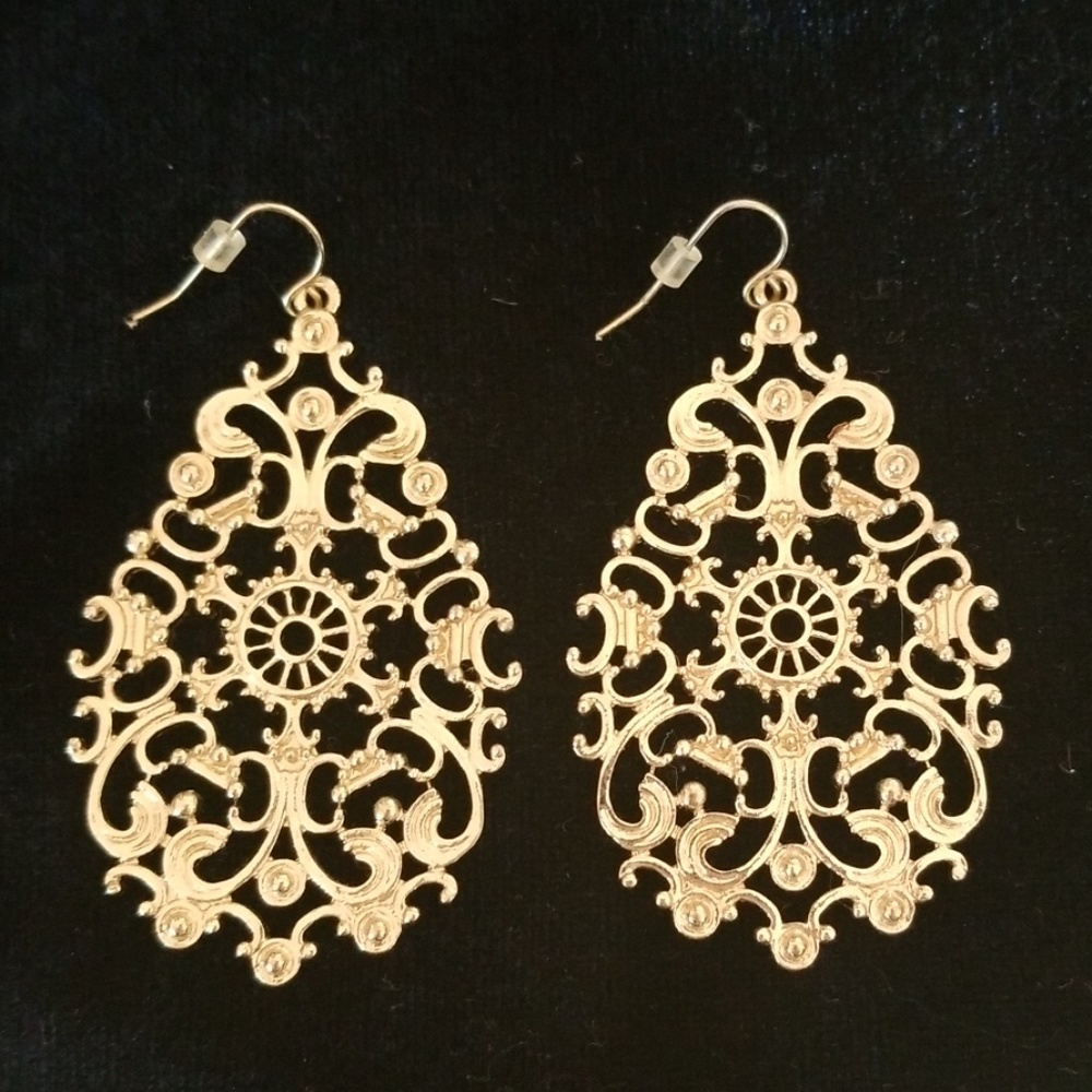 Gold Toned Ornate Filigree Dangle Earrings